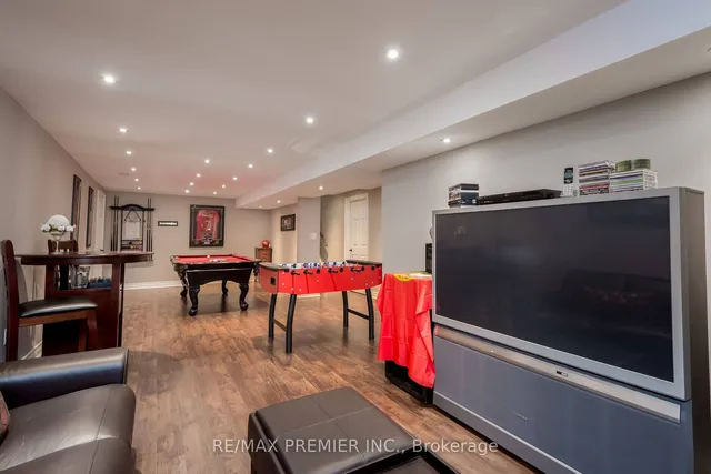 Additional image 27 of 38 Pappain Cres