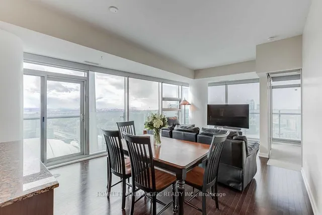 Additional image 26 of 14 York St Unit 6408