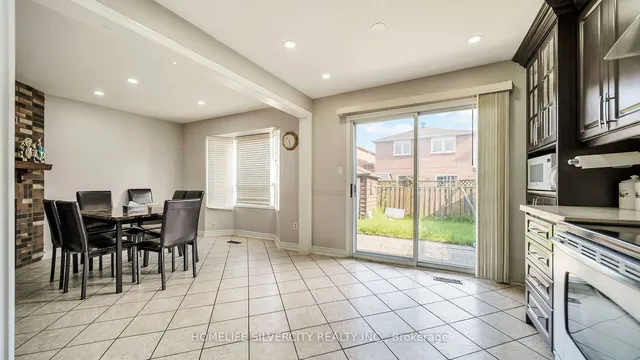 Additional image 11 of 36 Woodside Crt