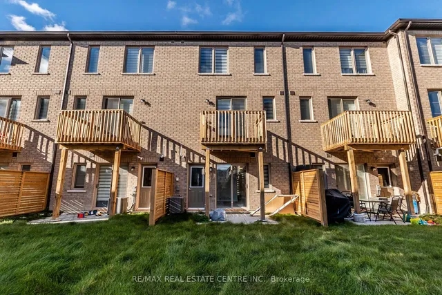 Additional image 34 of 17 Arcola St