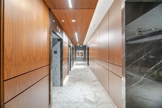 Additional image 33 of 327 King St Unit 601