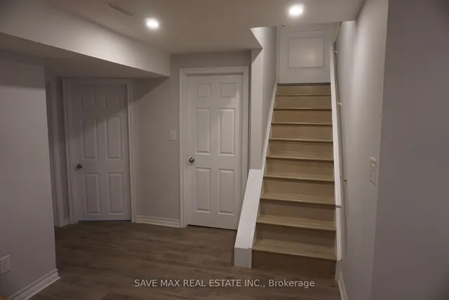 Additional image 34 of 67 Humberstone Cres
