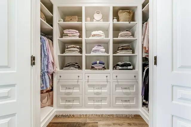 Additional image 19 of 4 The Kingsway Unit 702