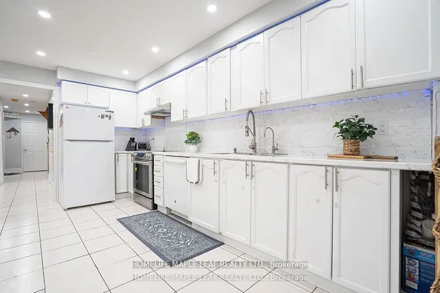 Additional image 12 of 71 Tumbleweed Tr