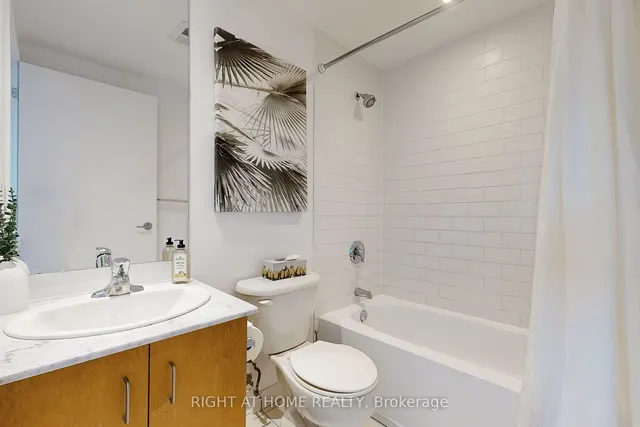 Additional image 11 of 281 Mutual St Unit 2708