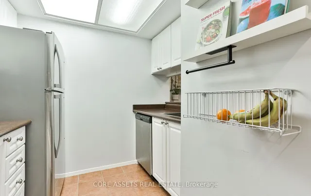 Additional image 8 of 705 King St Unit 1906