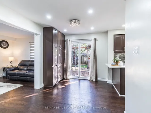 Additional image 24 of 55 Castlehill Rd