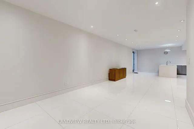 Additional image 29 of 38 Lorraine Dr