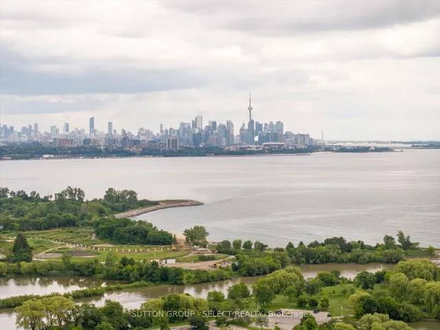 Additional image 37 of 2285 Lake Shore Blvd Unit 414