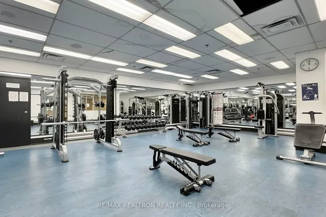 Additional image 32 of 44 Gerrard St Unit 811