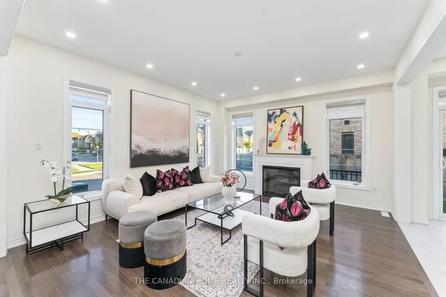 Additional image 11 of 59 Cobriza Cres