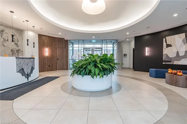 Additional image 5 of 215 Queen St Unit 102