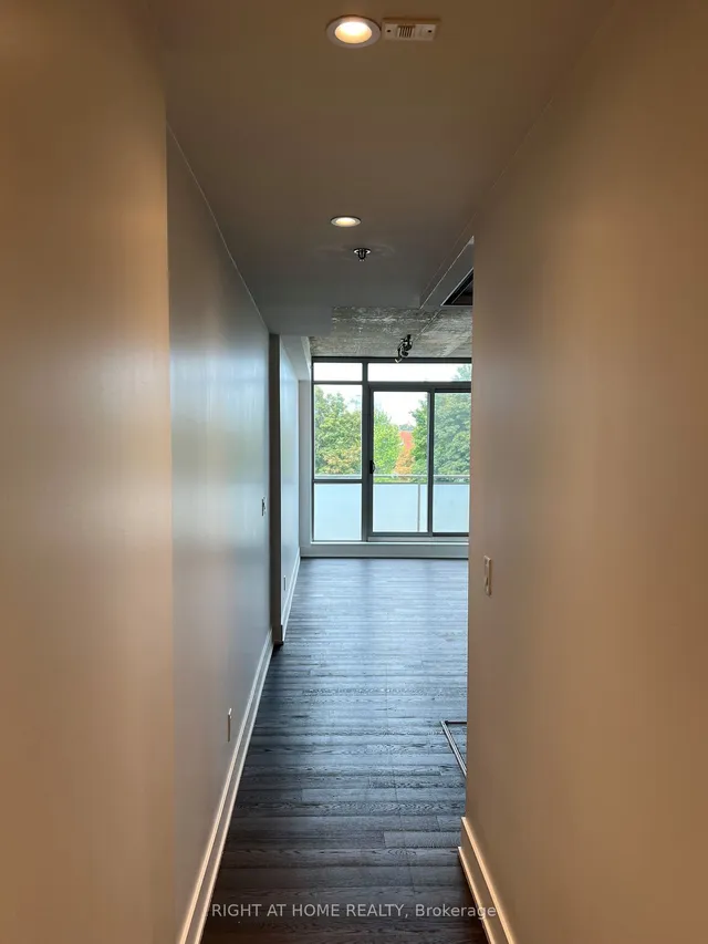 Additional image 10 of 630 Queen St Unit 407