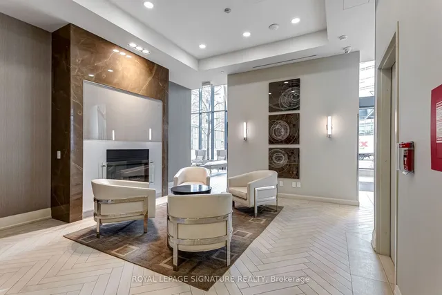 Additional image 37 of 60 Annie Craig Dr Unit B415