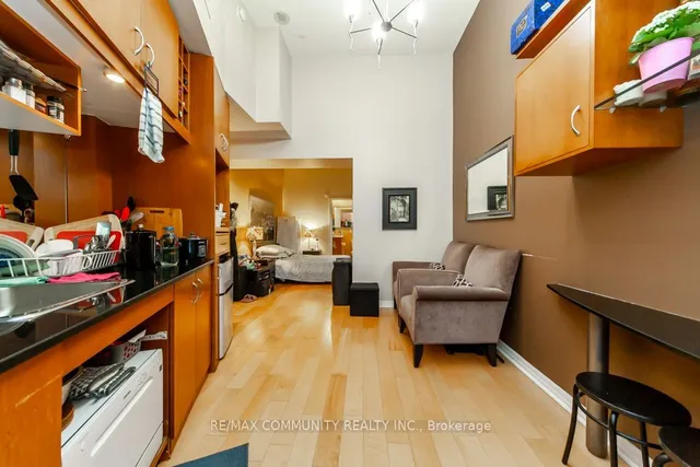 Additional image 9 of 1 King St Unit 1601