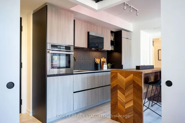 Additional image 7 of 2 Augusta Ave Unit 309