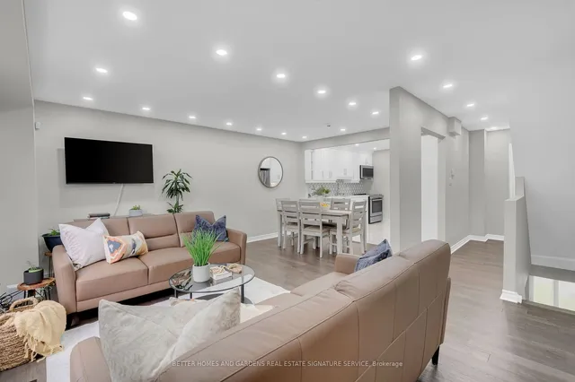 Additional image 3 of 42 Ellis Dr