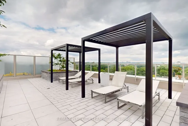 Additional image 39 of 150 Logan Ave Unit 515