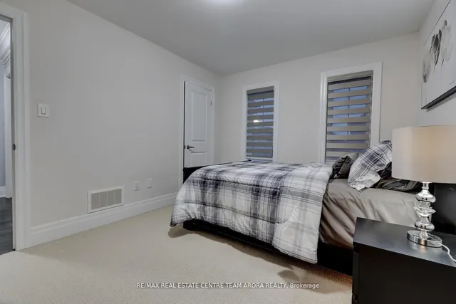 Additional image 31 of 477 Brisdale Dr