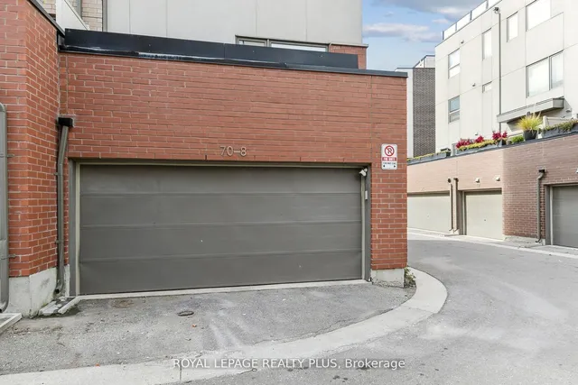 Additional image 31 of 70 Thomas Mulholland Dr Unit 8