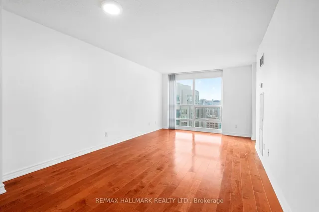 Additional image 9 of 763 Bay St Unit 3011