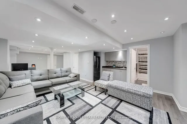 Additional image 30 of 39 Snapdragon Sq