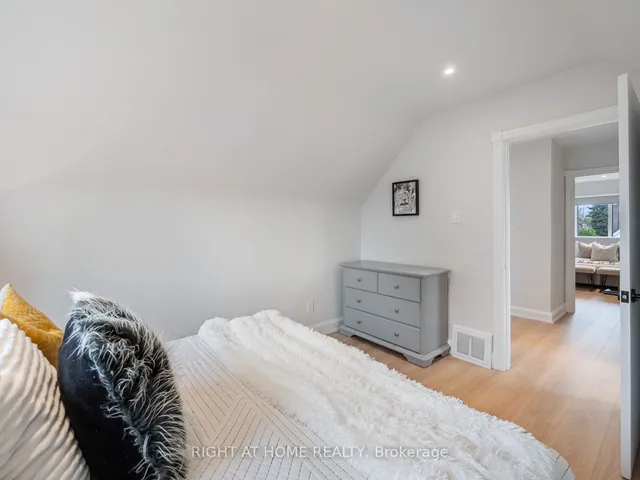 Additional image 29 of 49 Amsterdam Ave