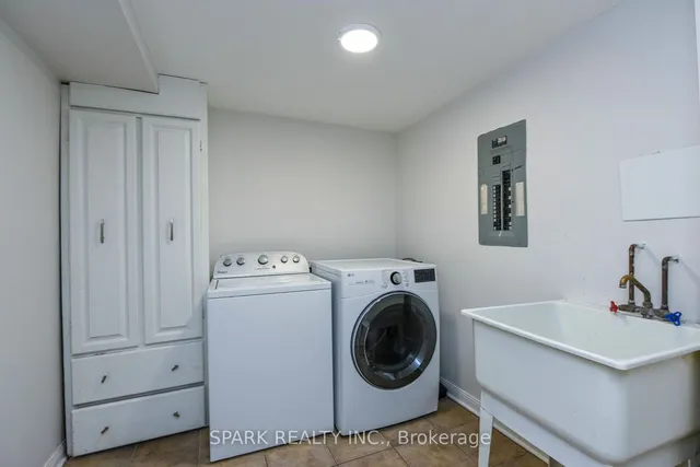 Additional image 23 of 42 winners Circ