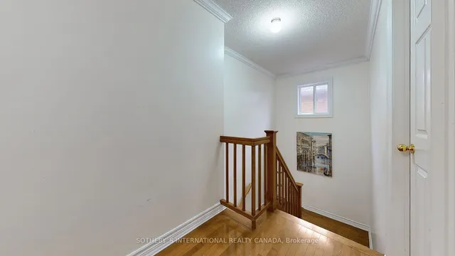 Additional image 18 of 19 Hollowgrove Blvd