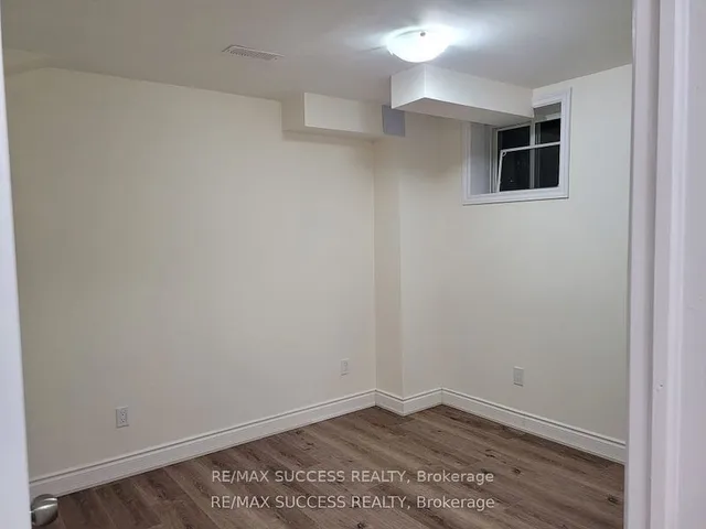 Additional image 34 of 588 Queen Mary Dr