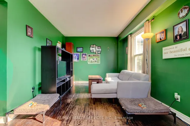 Additional image 6 of 80 Flamingo Cres