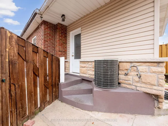 Additional image 22 of 92 Foxwell St