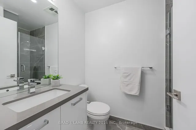 Additional image 19 of 195 McCaul St Unit 909