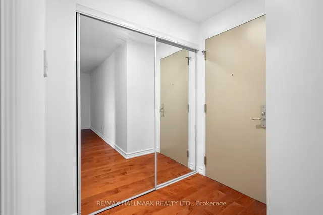 Additional image 4 of 763 Bay St Unit 3011