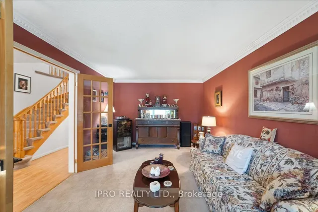 Additional image 10 of 77 Lord Simcoe Dr