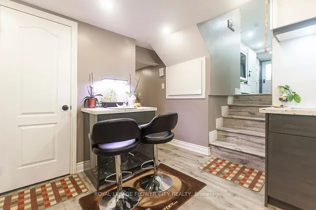 Additional image 18 of 329 Hansen Rd