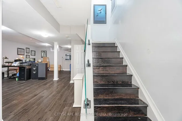 Additional image 31 of 90 Toba Cres