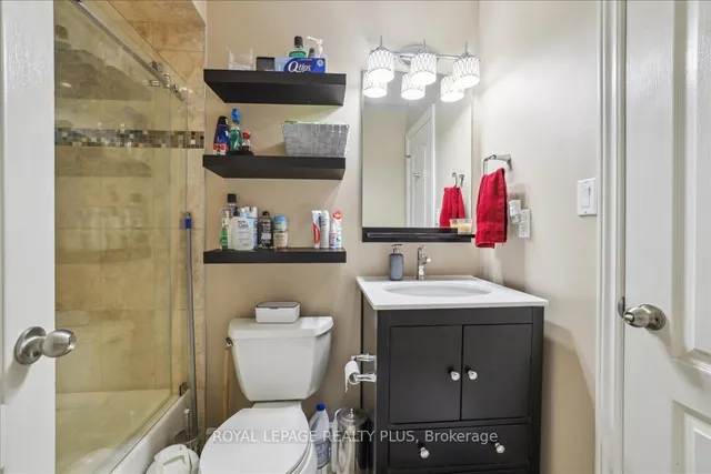 Additional image 22 of 31 Fiddleneck Cres