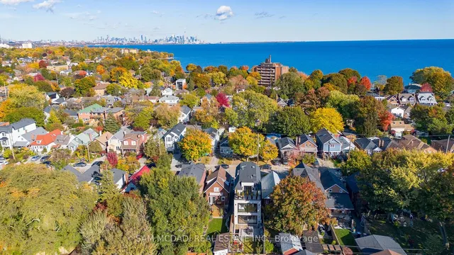 Primary image of 40 Sixth St