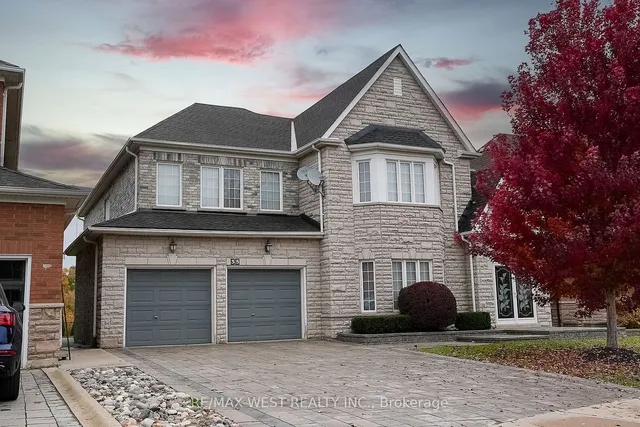 35 Donwoods Crt