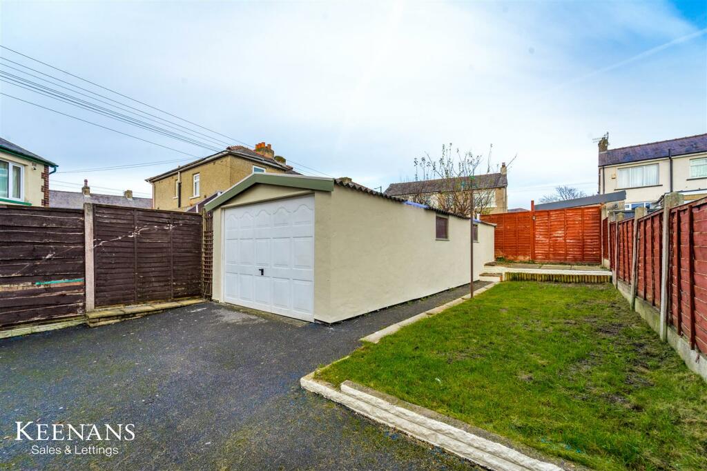 Additional image 12 of Leamington Avenue, Burnley