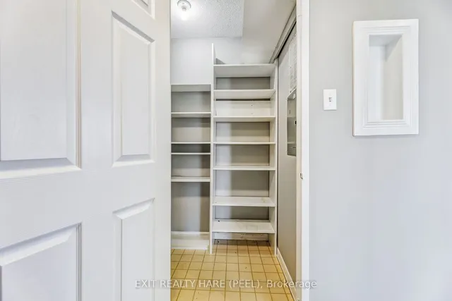 Additional image 25 of 26 Hanover Rd Unit 1002