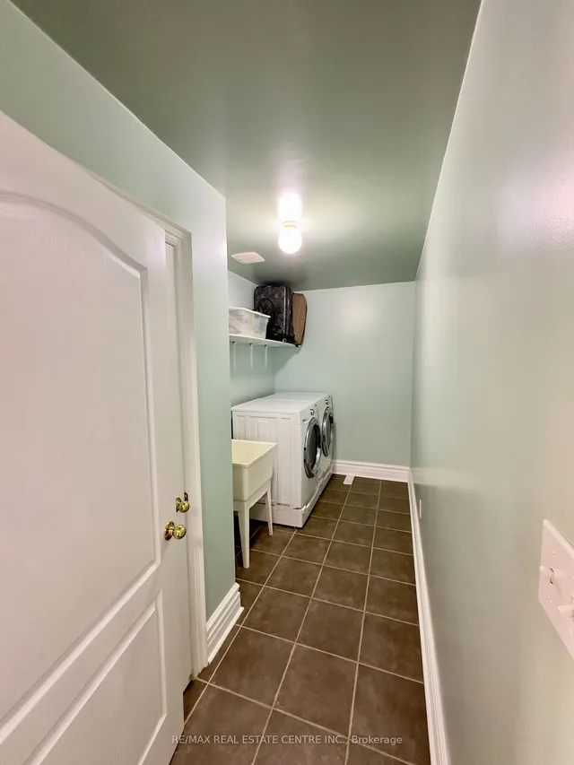 Additional image 13 of 5 Streamline Dr
