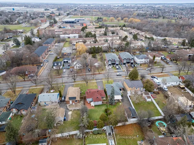Additional image 39 of 111 Denison Ave
