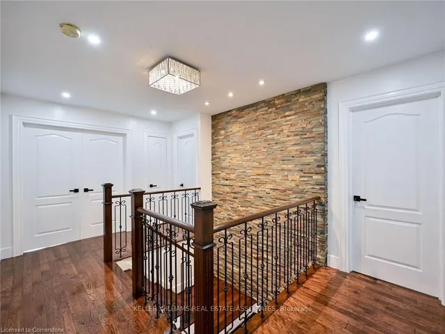 Additional image 16 of 37 Sir Jacobs Cres