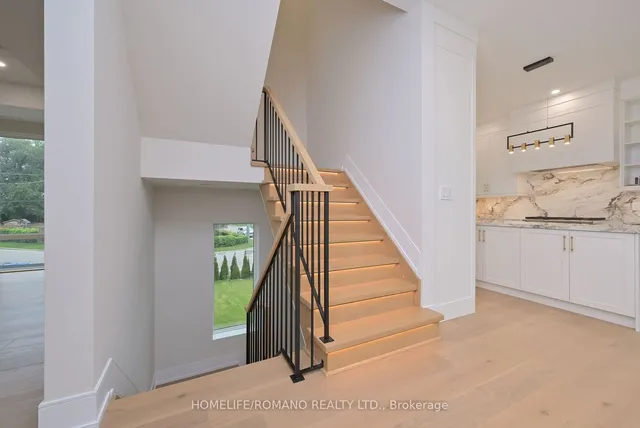 Additional image 18 of 19 King High Ave