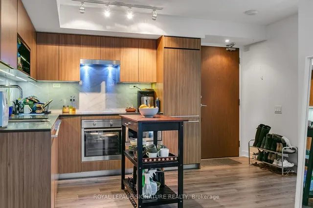 Additional image 13 of 70 Queens Wharf Rd Unit 807