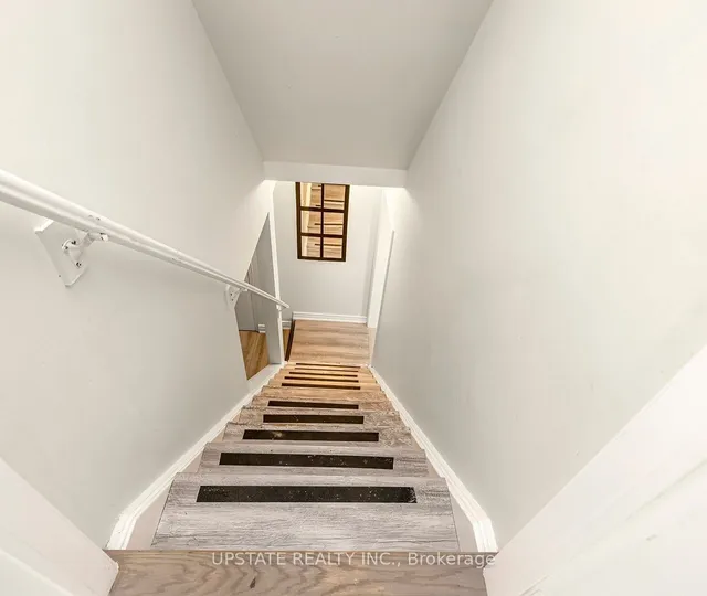 Additional image 31 of 8047 Financial Dr