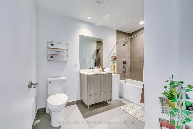 Additional image 28 of 1926 Lake Shore Blvd Unit 1805