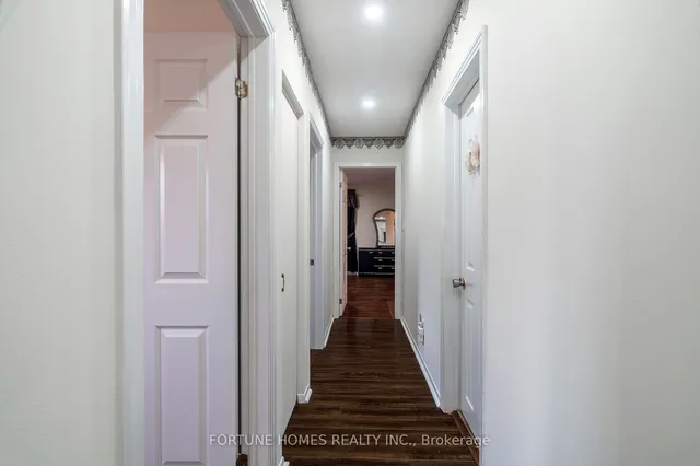 Additional image 18 of 29 Doncaster Dr